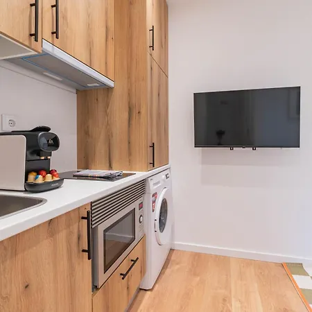 Campolide Cozy & Apartment