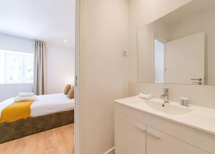 Campolide Cozy & Apartment *