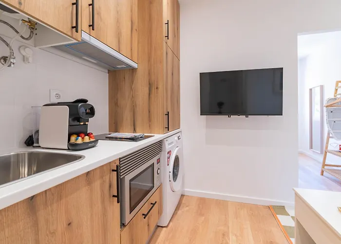 Campolide Cozy & Apartment