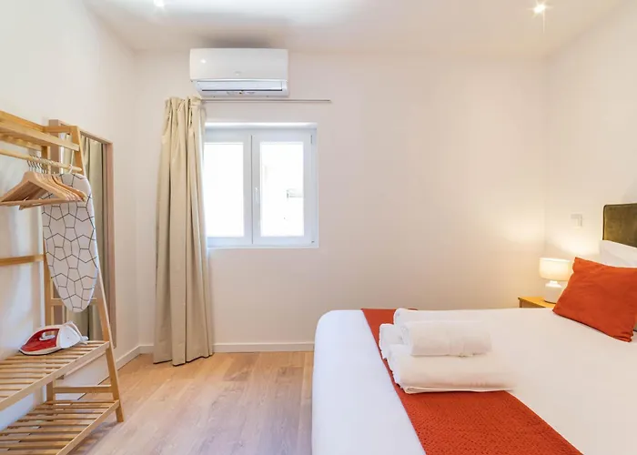 Campolide Cozy & Apartment *