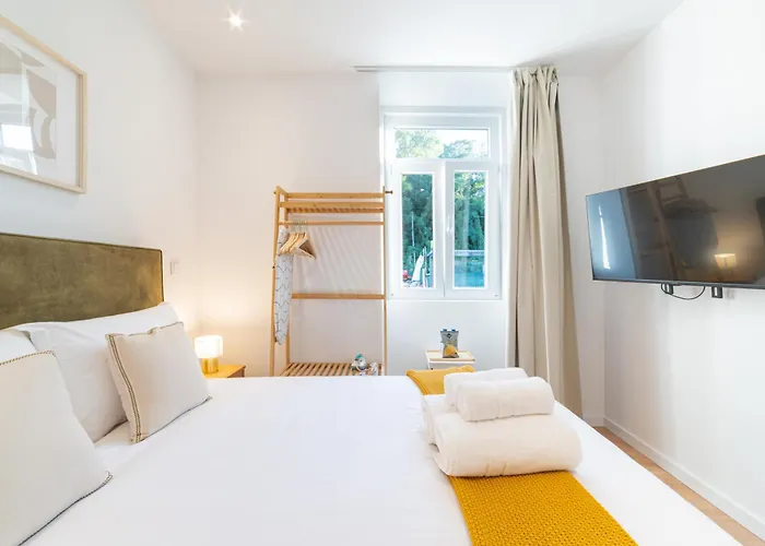 Campolide Cozy & Apartment