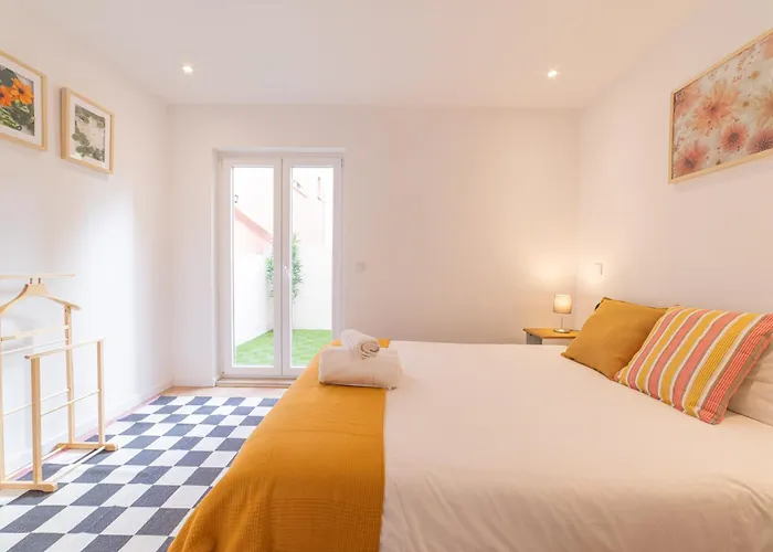 Campolide Cozy & * Lisbon