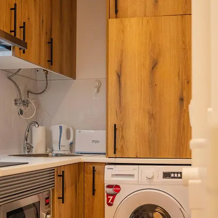 Apartment Campolide Cozy & *